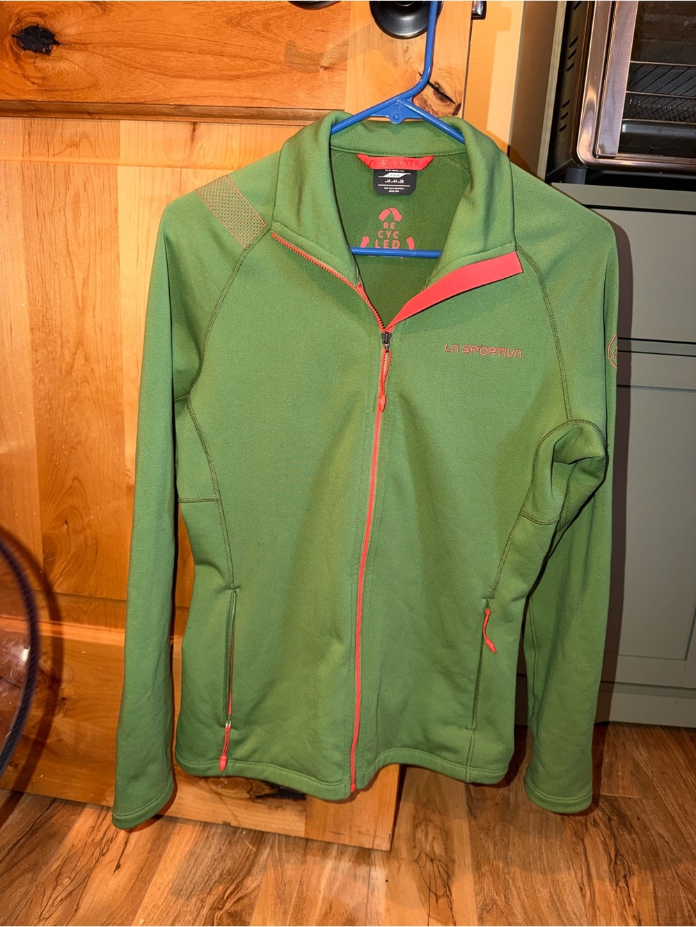 La Sportiva Women's Green Lightweight Jacket with Coral Accents